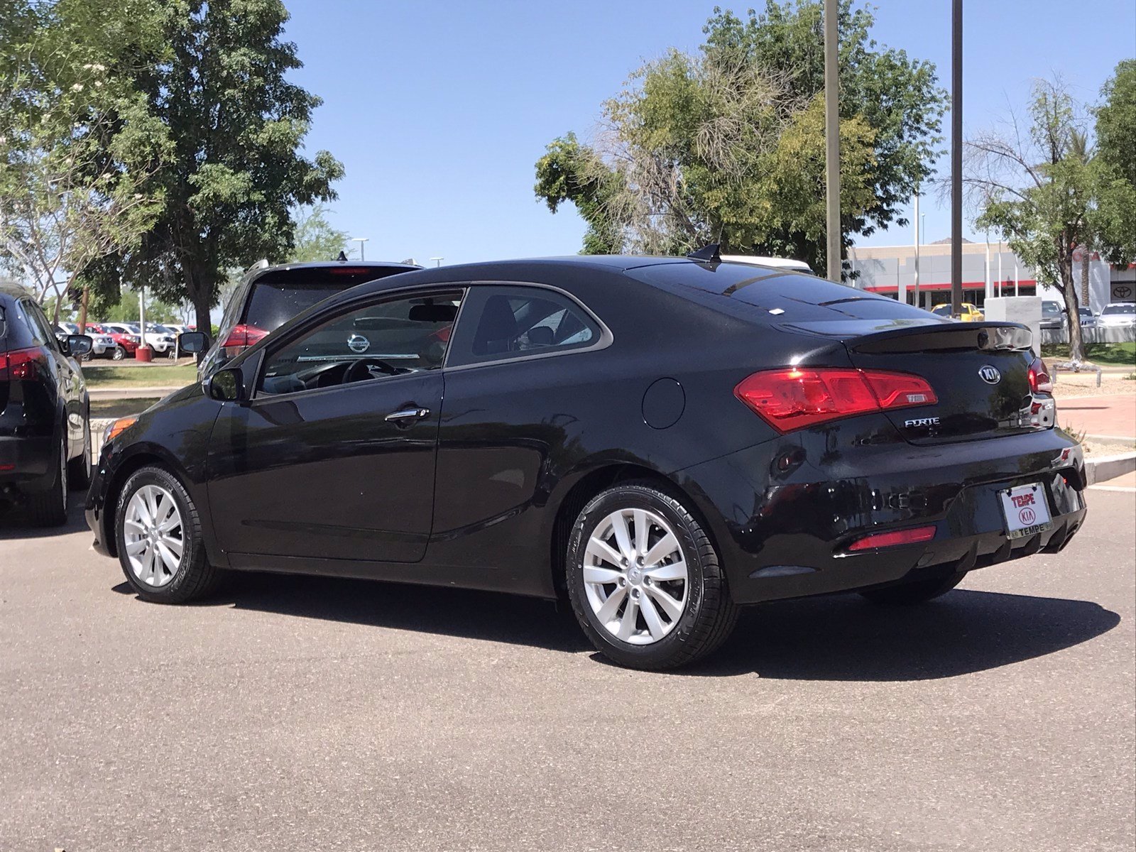 Pre-Owned 2016 Kia Forte Koup EX 2dr Car In Tempe #LJ4025B | Tempe Ram